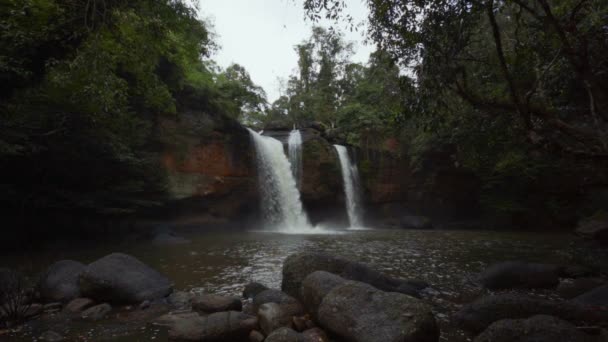 Slow Motion Haew Suwat Waterfall Khao Yai National Park Thailand — Stock Video