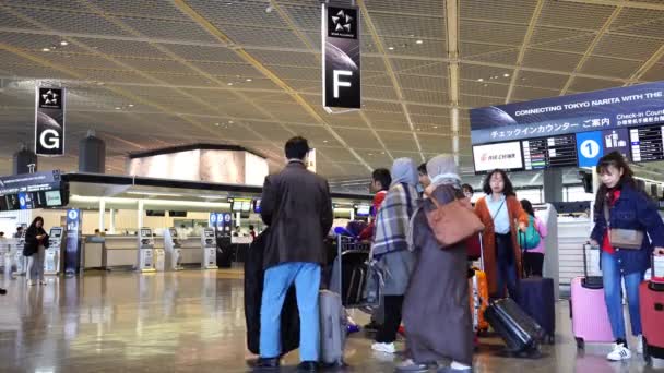 Tokio Japan März 2019 Passagiere Gehen Abflugbereich Von Terminal Des — Stockvideo