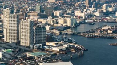 YOKOHAMA, JAPONYA - 26 Mart 2019: Yokohama Şehri, Japonya