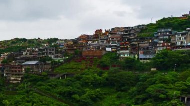 Tayvan 'ın yağmurlu bir günde Jiufen Köyü' nün tarihi geçmiş.