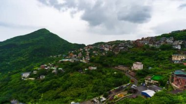 Tayvan 'ın yağmurlu bir günde Jiufen Köyü' nün tarihi geçmiş.