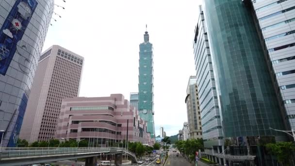 Taipei Taiwan Juni 2019 Taipei 101 Toren Met Verkeer Weg — Stockvideo
