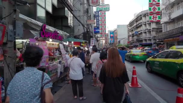 Bangkok Thailandia Agosto 2020 Pieno Persone Sulla Strada Yaowarat Dopo — Video Stock