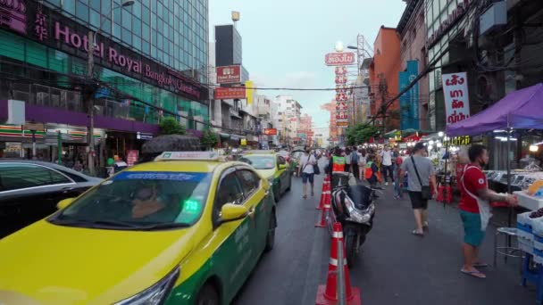 Бангкок Таиланд Авг 2020 Толпа Людей Дороге Яоварат После Пандемии — стоковое видео