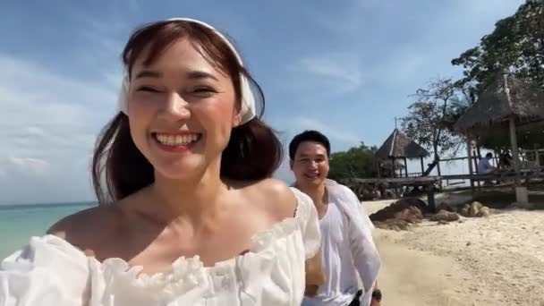 Couple Taking Selfie Running Sea Beach — Stock Video