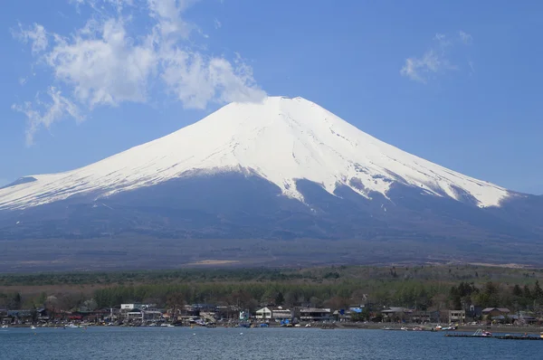 Monte Fuji en el Lago Yamanaka, Japón — Foto de Stock
