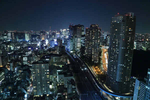 Tokyo paisaje urbano por la noche —  Fotos de Stock
