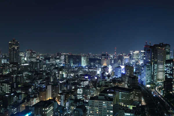 Tokyo paisaje urbano por la noche —  Fotos de Stock