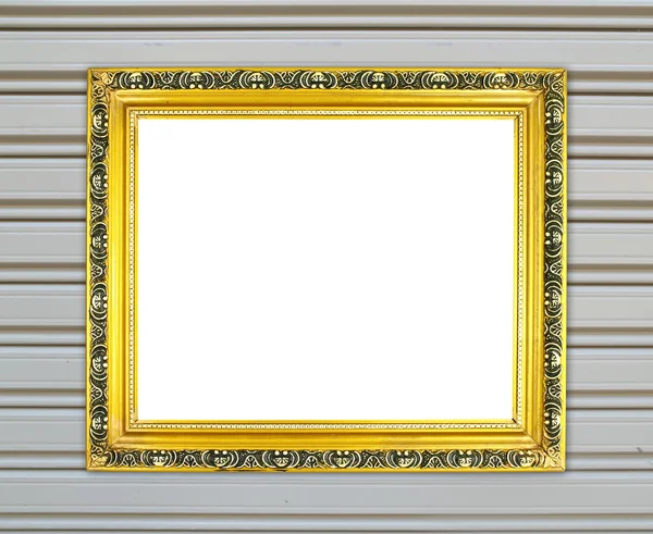 Пустая золотая рамка на металлической стене — стоковое фото