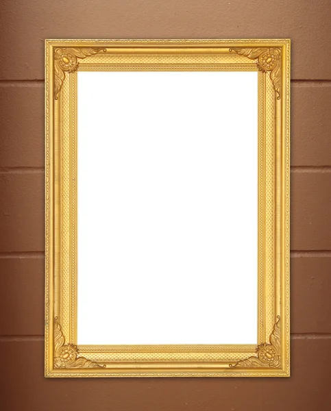 セメントの壁に空白のゴールデン フレーム — ストック写真