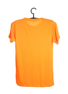 t-shirt üzerine beyaz izole askı üzerine