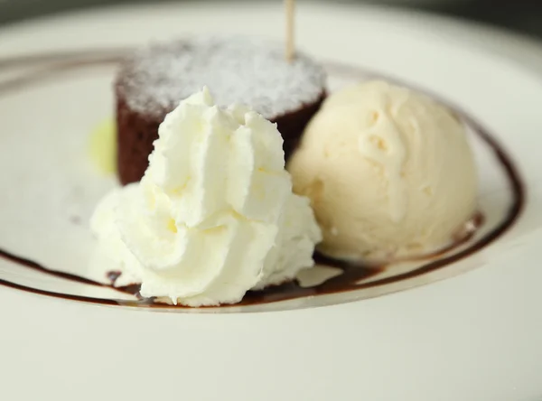 Chocolate Lava Cake with ice cream — Stock Photo, Image