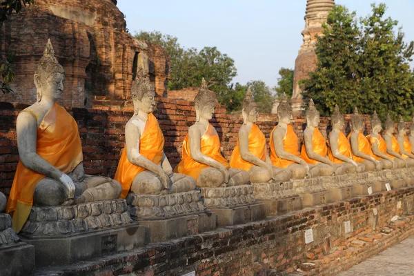 Stanu Buddy w Wat Yai Chaimongkol w Tajlandii — Zdjęcie stockowe