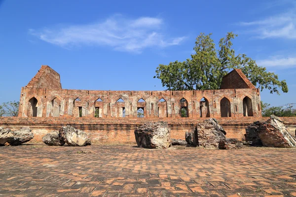 Wat Khudeedao, ruiny świątyni buddyjskiej w Ayutthaya Witam — Zdjęcie stockowe