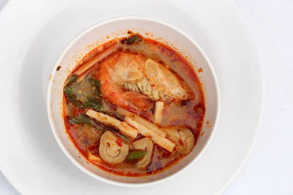 Tom Yum Goong - Thai hot and spicy soup with shrimp — Stock Photo, Image