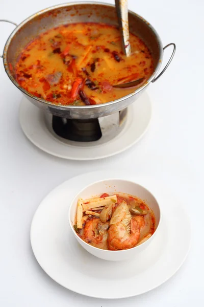 Tom Yum Goong - Thai hot and spicy soup with shrimp — Stock Photo, Image