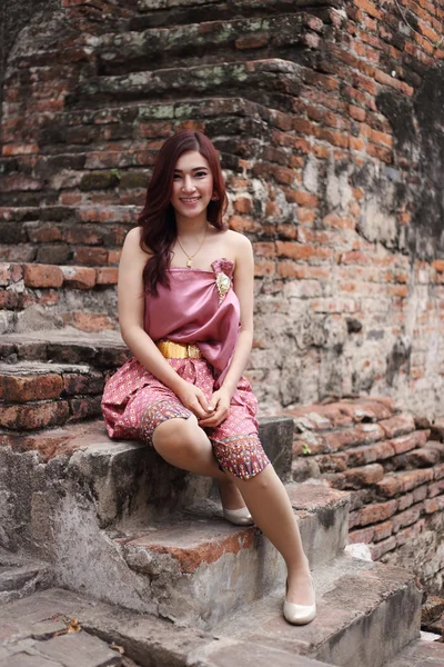 Female in Thai traditional dress — Stock Photo, Image