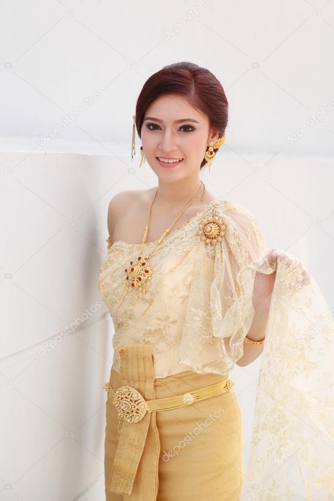 woman with Thai dress