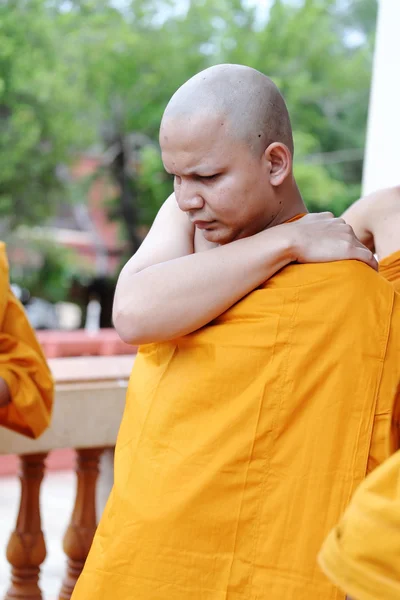 Ordination ceremony that change the Thai young men to be the new — 图库照片