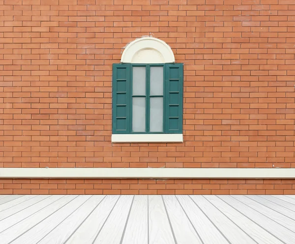 Duvar ve ahşap zemin ile pencere — Stok fotoğraf