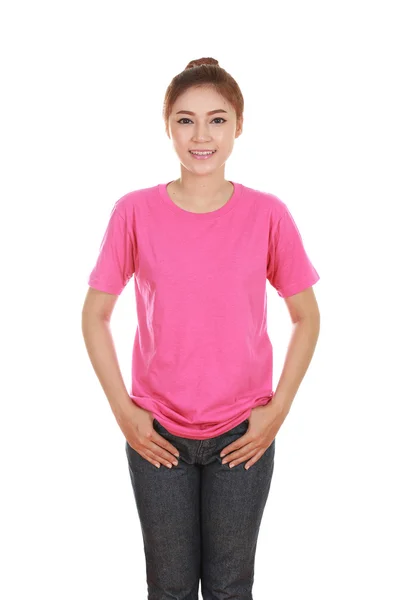 Młodych pięknych kobiet z puste t-shirt — Stockfoto