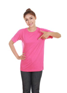 genç güzel kadın, boş t-shirt 