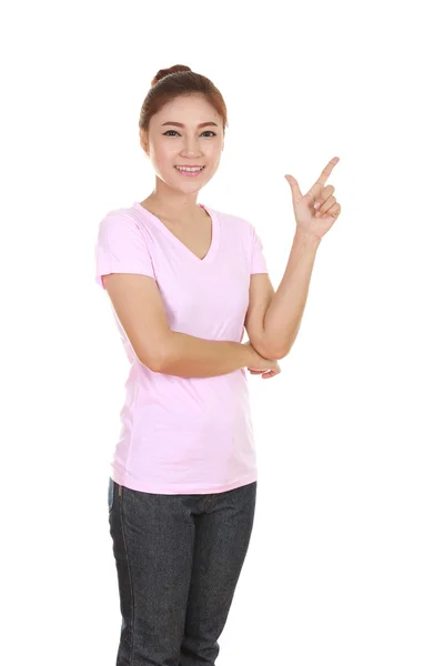 Mujer piensa en la idea con camiseta —  Fotos de Stock