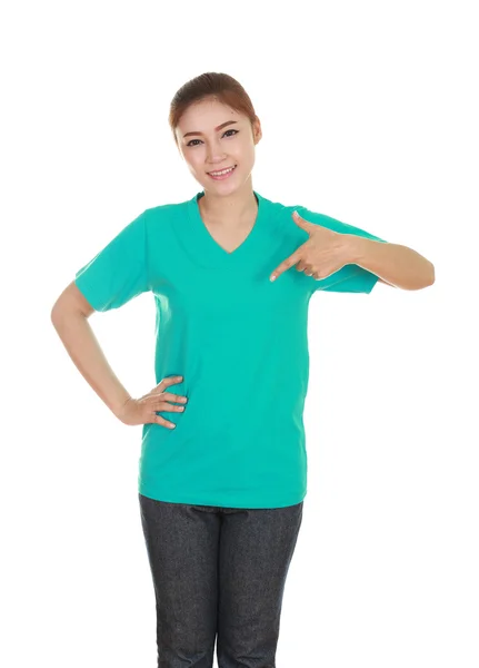 Junge schöne Frau mit leerem T-Shirt — Stockfoto