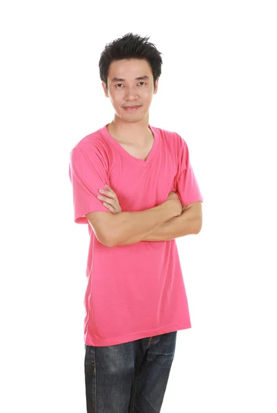 Man with arms crossed, wearing t-shirt — Stock Photo, Image