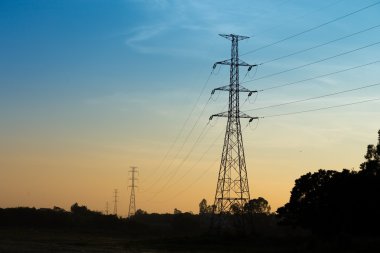 Yüksek gerilim sonrası silüeti