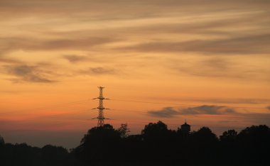 Yüksek gerilim sonrası silüeti