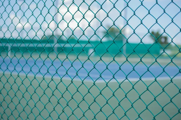 Cage de court de tennis flou — Photo