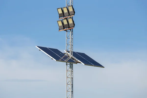 Solar cell panel on lamppost — Stock Photo, Image