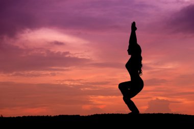 güzel yoga kadın silüeti