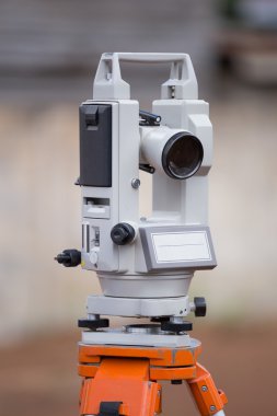 Arazi ekipman tacheometer veya teodolit açık havada