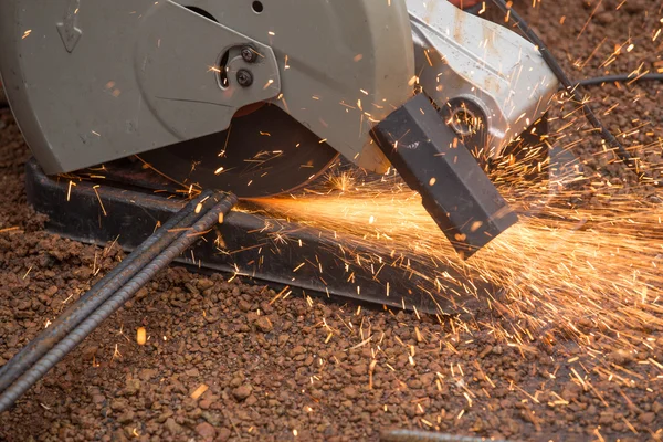 Cutting metal with grinde — Stock Photo, Image