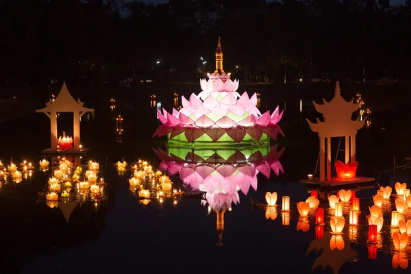 Loy Kratong Festival på Sukhothai Historical Park — Stockfoto