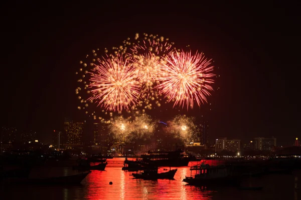 Pattaya mezinárodní ohňostrojný Festival — Stock fotografie