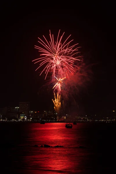 Internationales Feuerwerk in Pattaya — Stockfoto