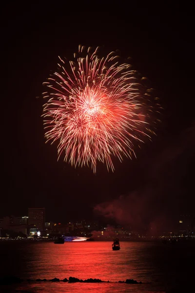 Pattaya mezinárodní ohňostrojný Festival — Stock fotografie