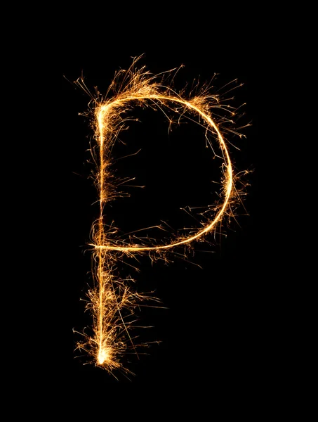Sparkler fuoco d'artificio luce alfabeto P di notte — Foto Stock