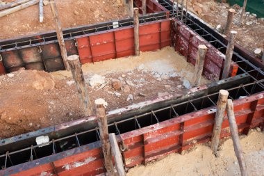 ev yapımı için beton ışın kalıp