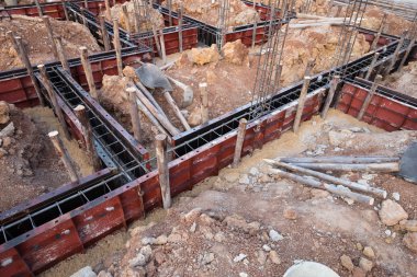 ev yapımı için beton ışın kalıp