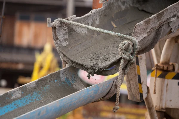 Betonmischung auf Baustelle — Stockfoto