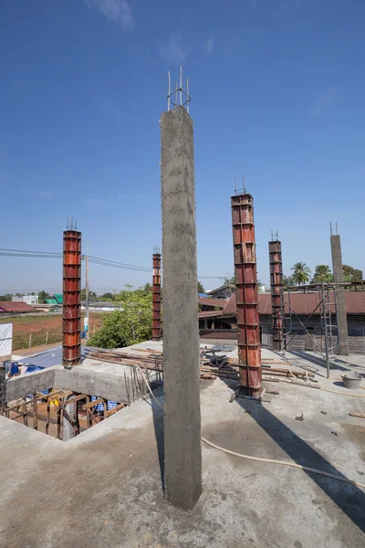 Concrete pillar construction — Stock Photo, Image