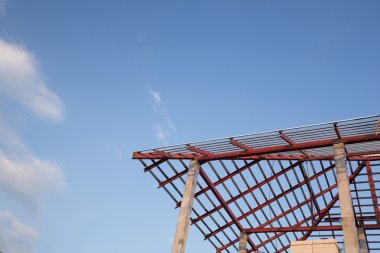 Yapısal çelik kiriş konut dayanıklı binanın çatı üzerinde