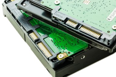 Sabit disk sürücüler ayrı tut 