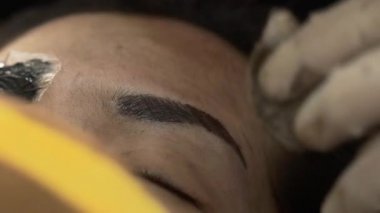 Dövme, güzel Asyalı kadın yüz closeup makyaj kaş