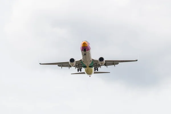 Бангкок, Таїланд - 20 травня 2015: Hs-Dbq норвезьких крон повітря Boeing 737-800 — стокове фото