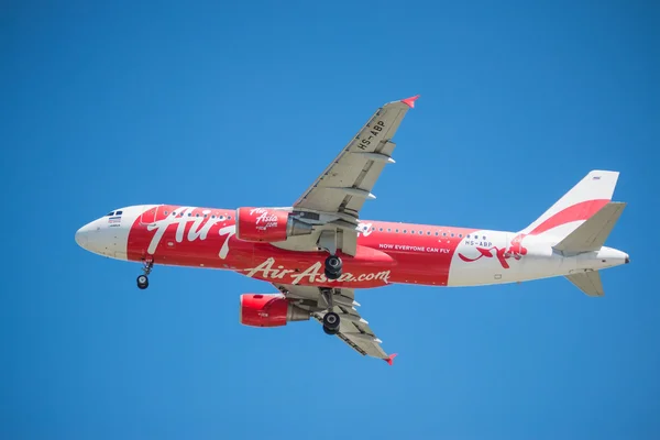 BANGKOK, TAILÂNDIA - JUNHO 1, 2015: HS-ABP Airbus A320-216 da AirA — Fotografia de Stock